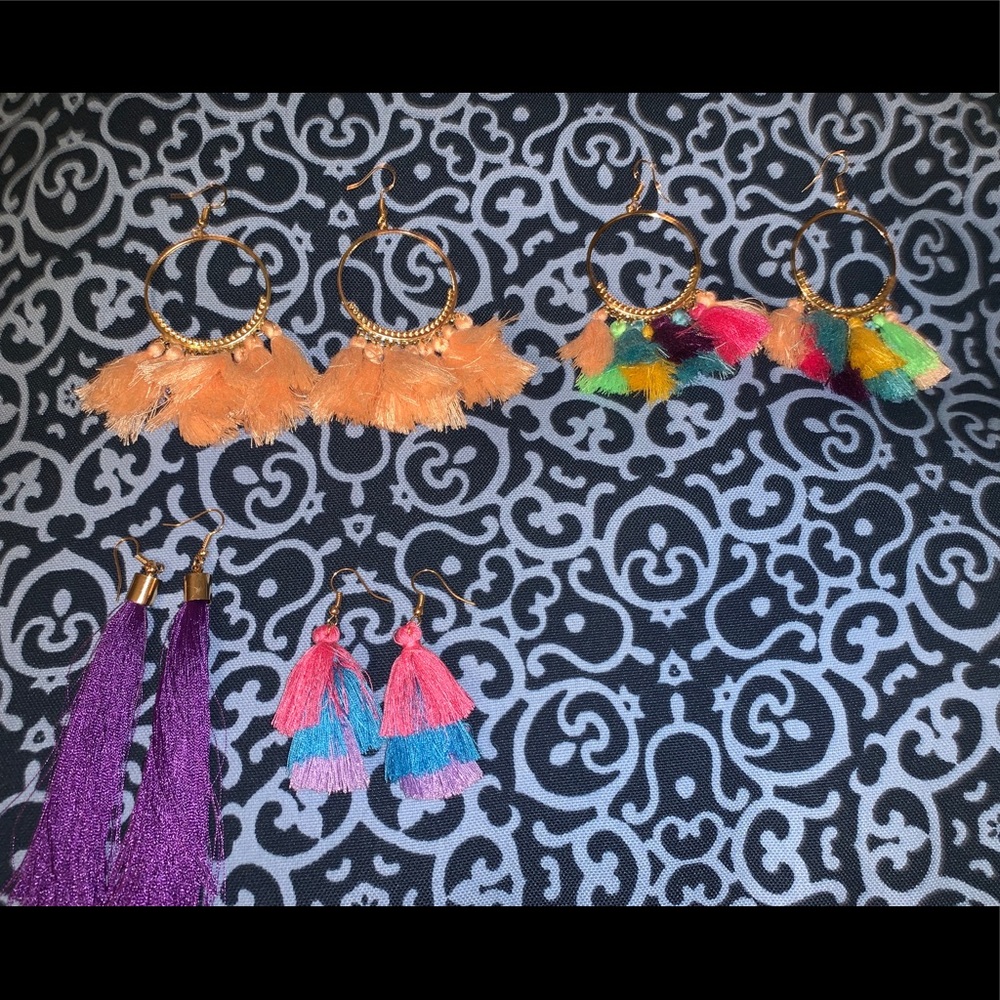 ❗️Set of Four Never Worn Tassel Earrings